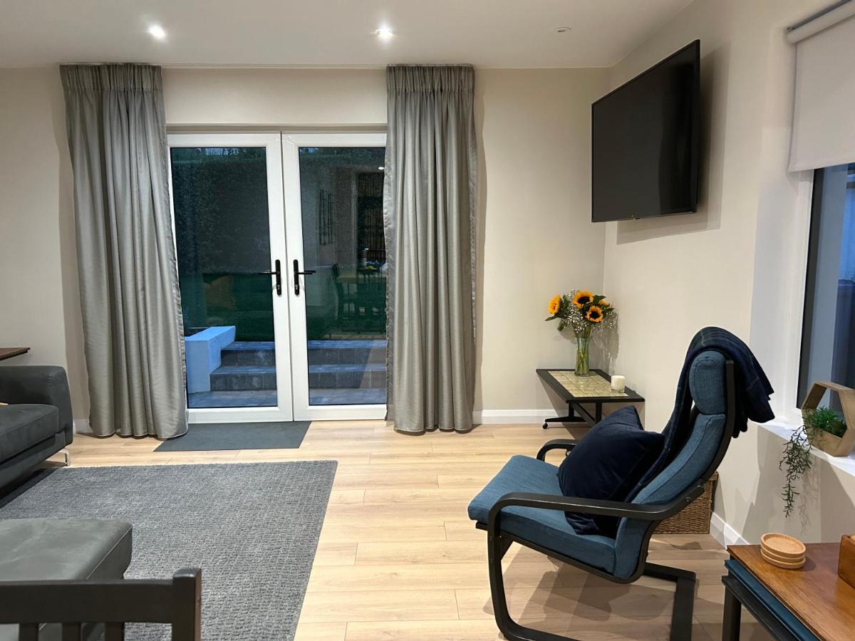 Pine View Holiday Home Newcastle  Luaran gambar